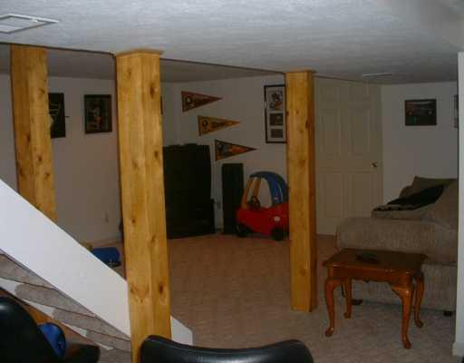219 Holt Road Aliquippa, PA 15001 - Photo 7 of 8 Gallery Image 7