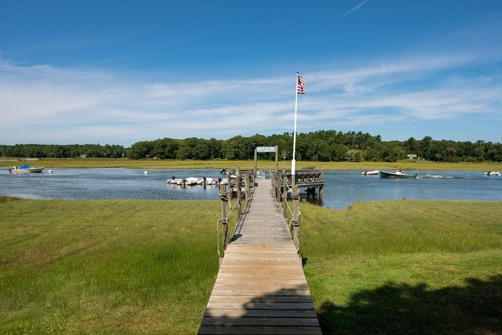 63 Riverside Circle Marshfield, MA 02050 - Photo 34 of 41 Gallery Image 34