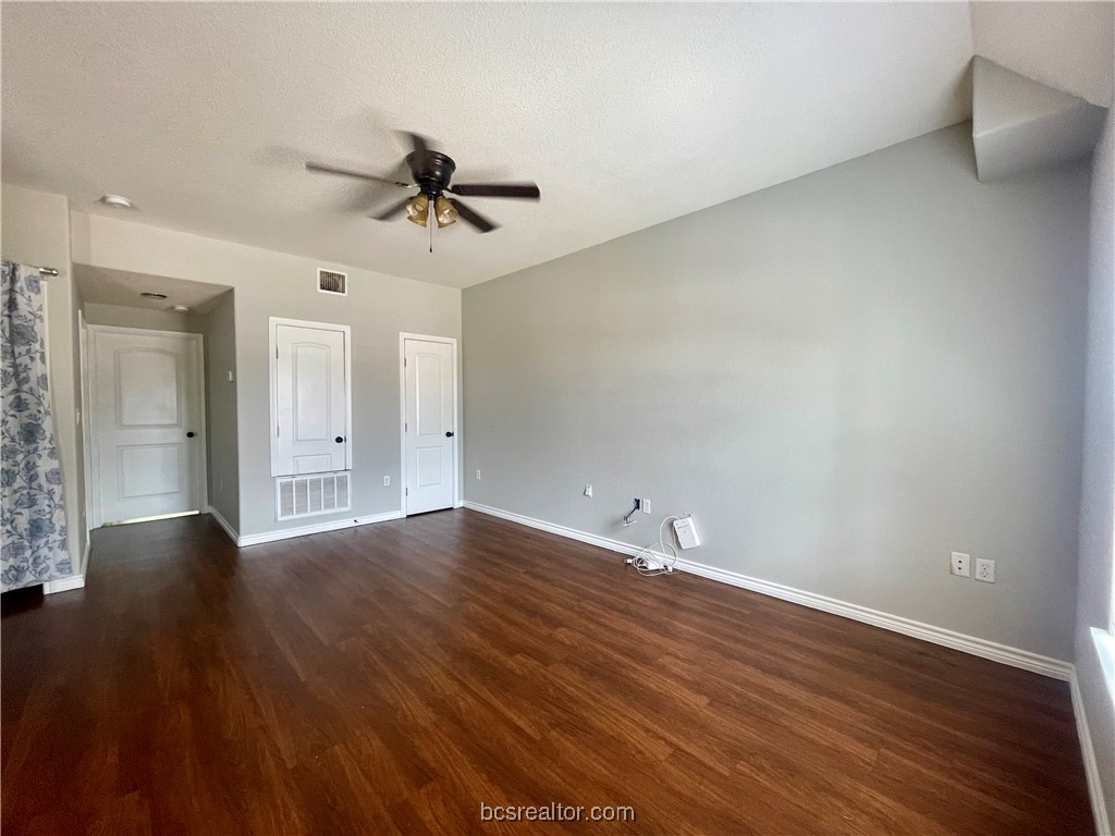 2006 Monito Way, Unit B Bryan, TX 77807 - Photo 2 of 18