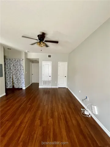 $1,050 | 2006 Monito Way, Unit B, Bryan, TX 77807