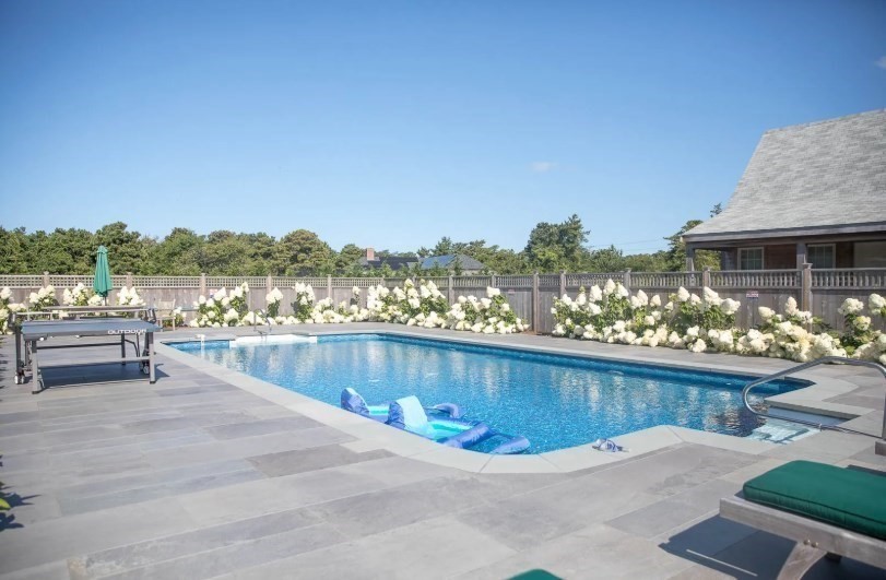 11 Miller Lane Nantucket, MA 02554 - Photo 3 of 21 a view of a terrace