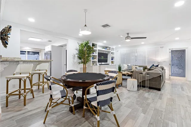 $850,000 | 2580 Southeast 2nd Court, Pompano Beach, FL 33062