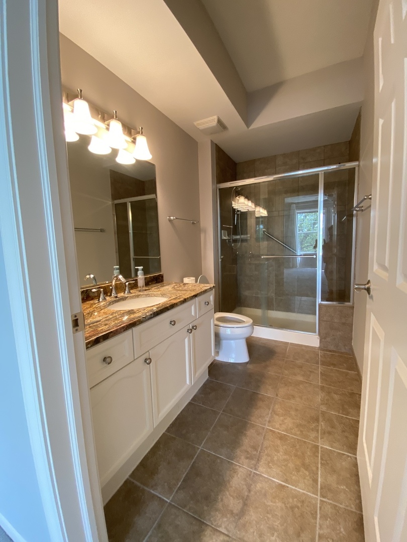 190 Johnson Street, Unit 304 Palatine, IL 60067 - Photo 14 of 26