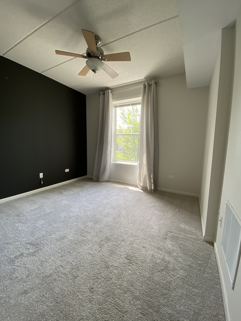 190 Johnson Street, Unit 304 Palatine, IL 60067 - Photo 17 of 26