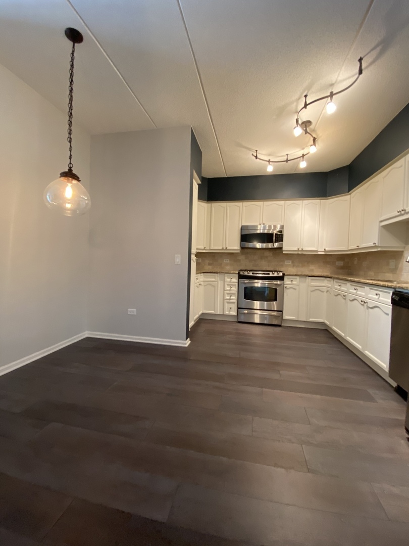 190 Johnson Street, Unit 304 Palatine, IL 60067 - Photo 23 of 26