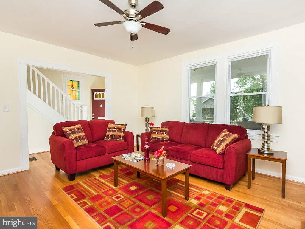 5006 Levindale Road Baltimore, MD 21215 - Photo 5 of 23 a living room with furniture and a window