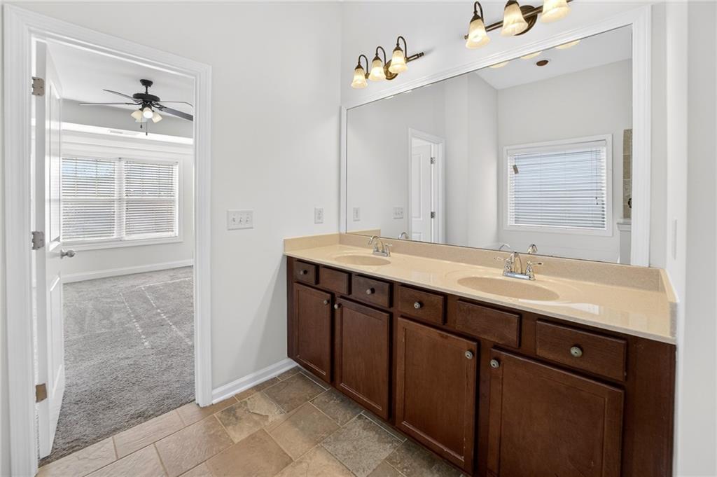 269 Privet Circle Suwanee, GA 30024 - Photo 18 of 48