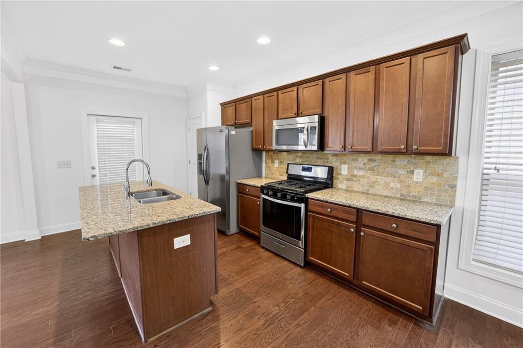 269 Privet Circle Suwanee, GA 30024 - Photo 6 of 48