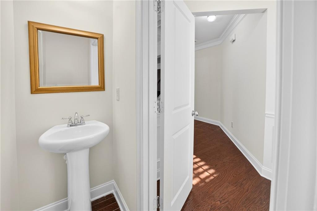 269 Privet Circle Suwanee, GA 30024 - Photo 10 of 48