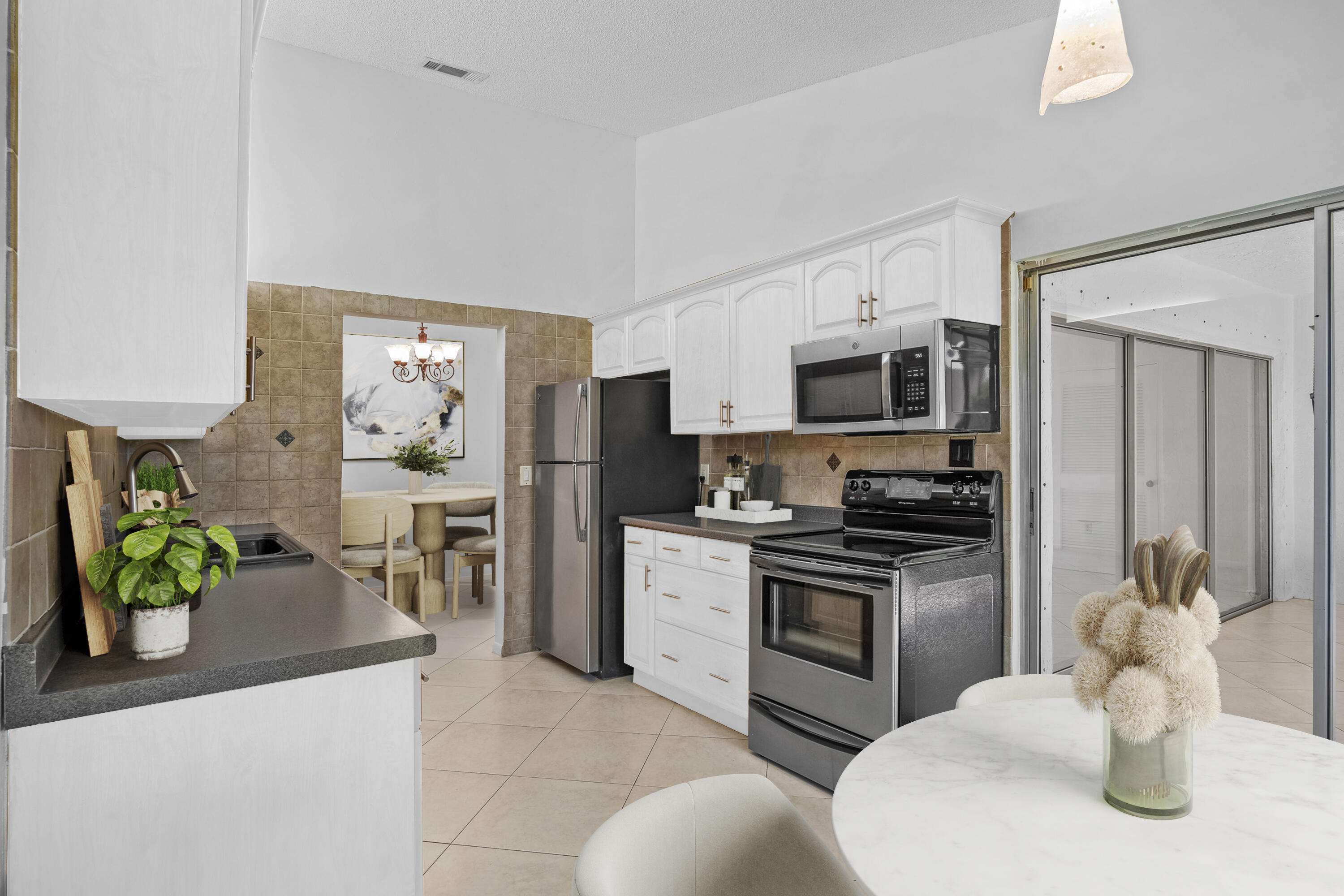 704 Lago Road Delray Beach, FL 33445 - Photo 35 of 67 704 lago-25_final