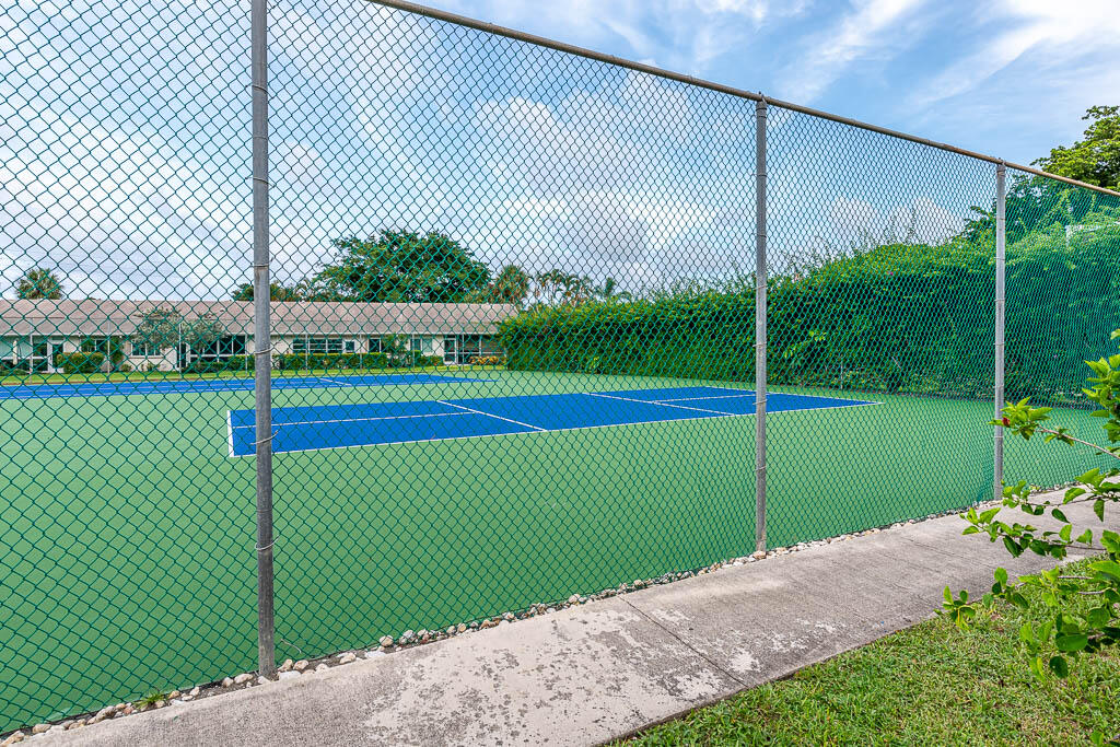 704 Lago Road Delray Beach, FL 33445 - Photo 64 of 67 20240723-704 Lago Dr-0008