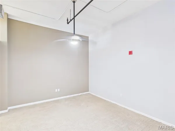 $1,250 | 1501 Locust Street, Unit 503, St. Louis, MO 63103