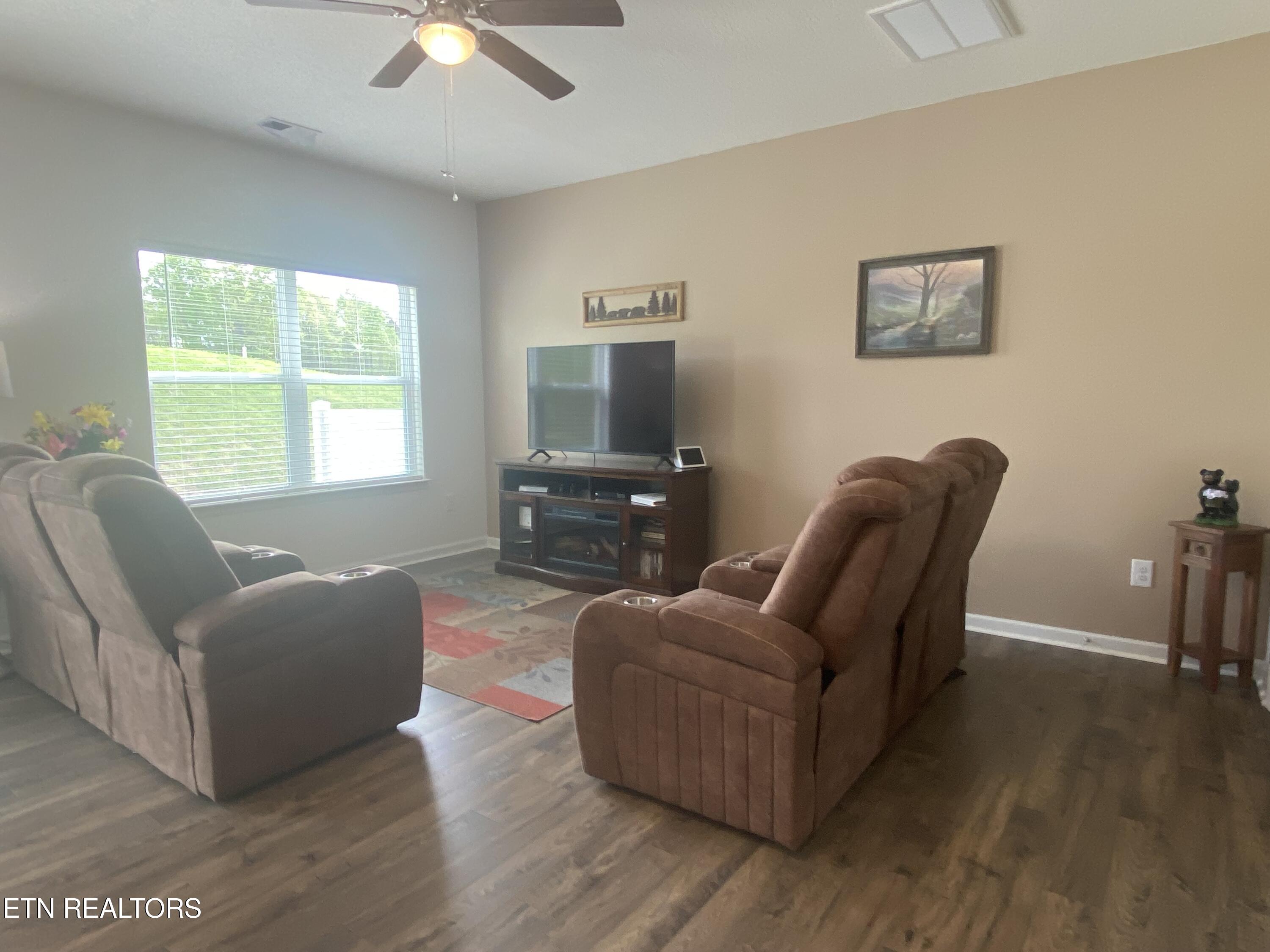 3466 Tyee Crossing Way Kodak, TN 37764 - Photo 17 of 40 IMG_6357