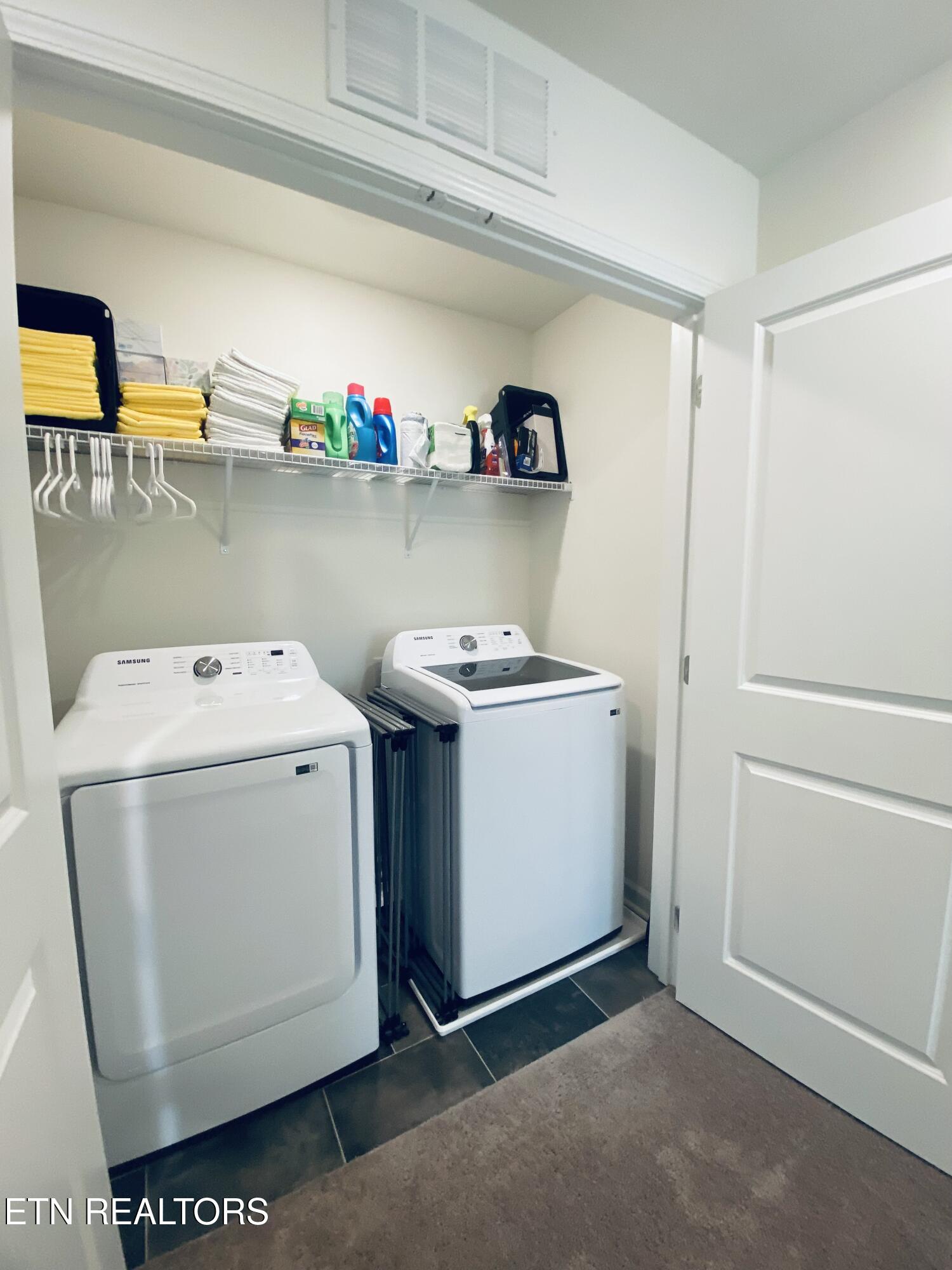 3466 Tyee Crossing Way Kodak, TN 37764 - Photo 24 of 40 FullSizeRender