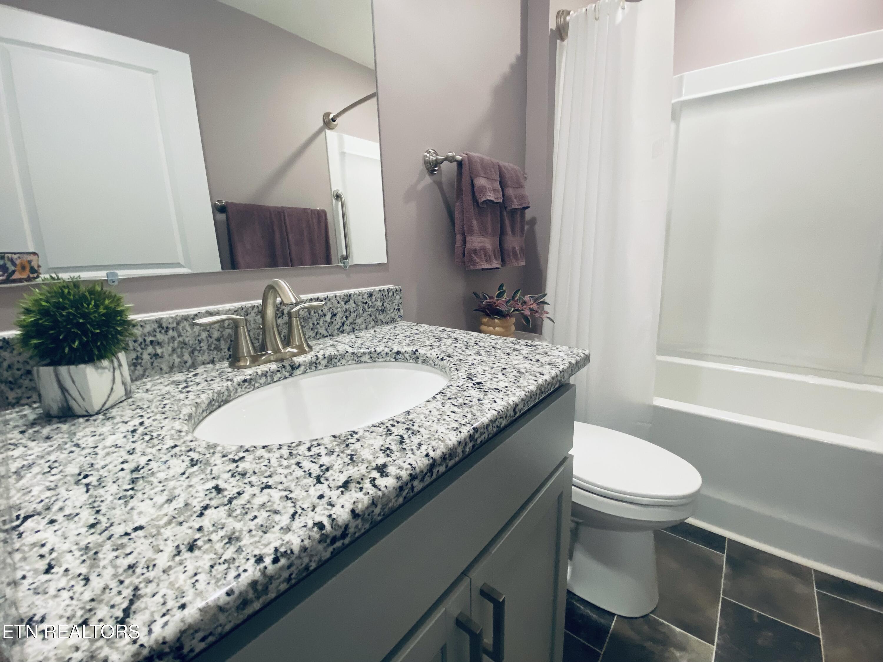 3466 Tyee Crossing Way Kodak, TN 37764 - Photo 29 of 40 FullSizeRender