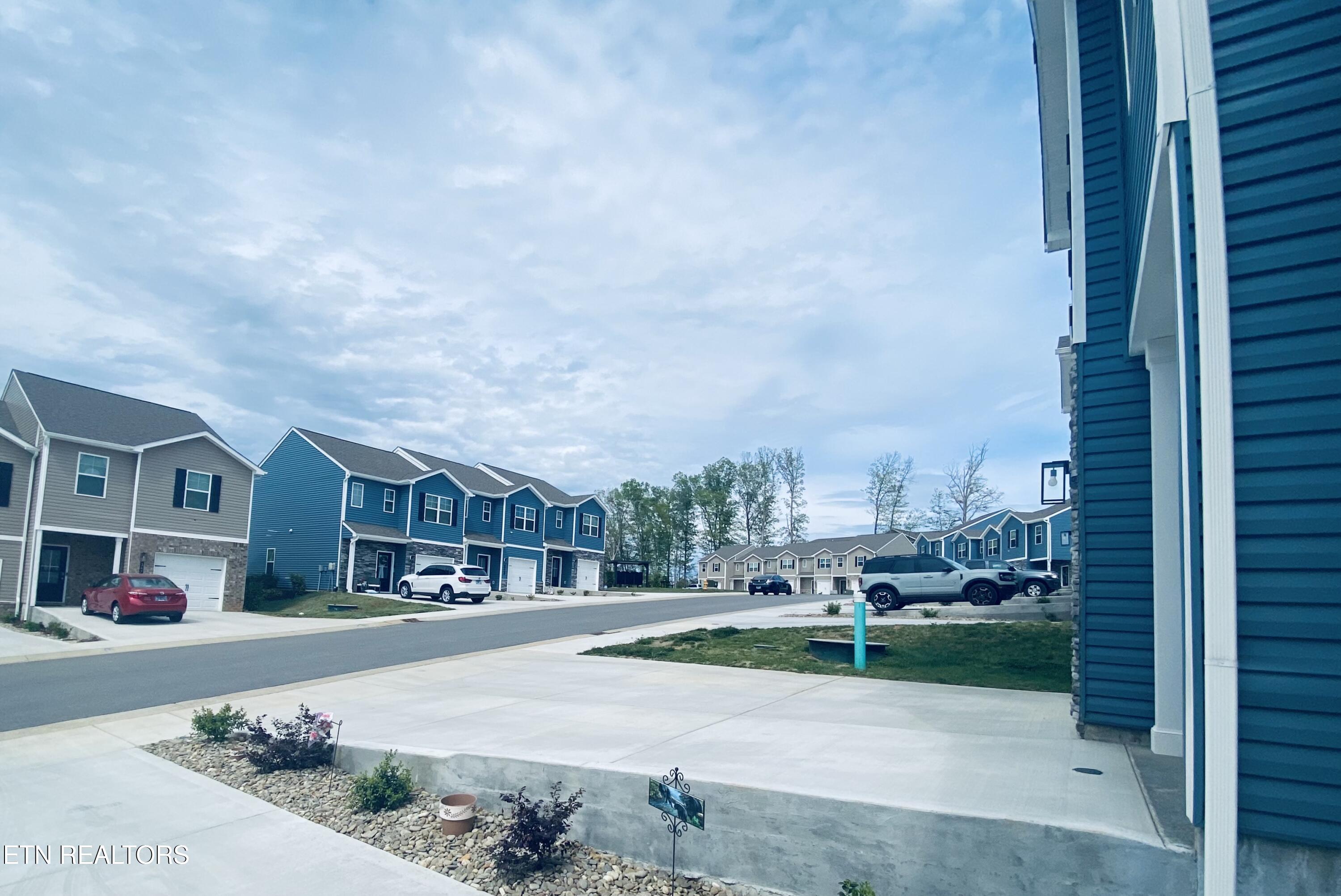 3466 Tyee Crossing Way Kodak, TN 37764 - Photo 5 of 40 FullSizeRender