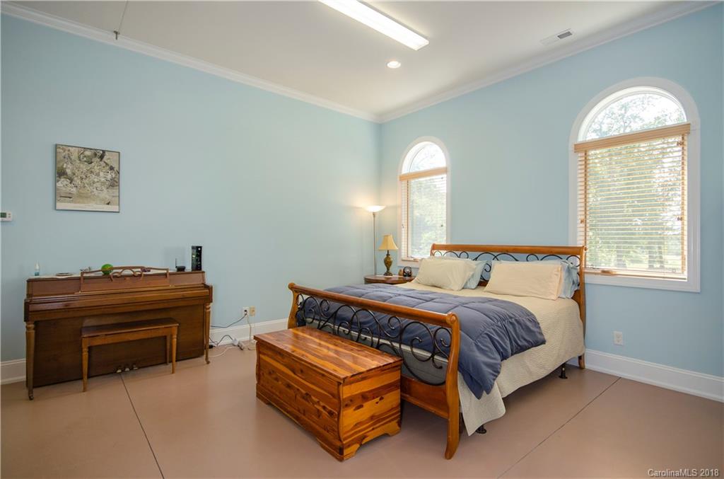 433 Whitaker Road, Unit 656 Shelby, NC 28152 - Photo 9 of 34 Gallery Image 9