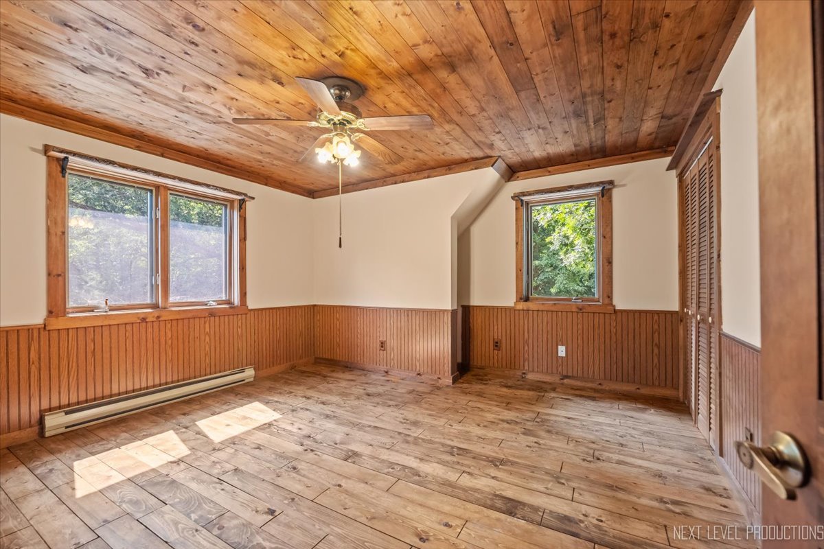 4002 East 1950th Road Sheridan, IL 60551 - Photo 14 of 35 a view of room with window and ceiling fan