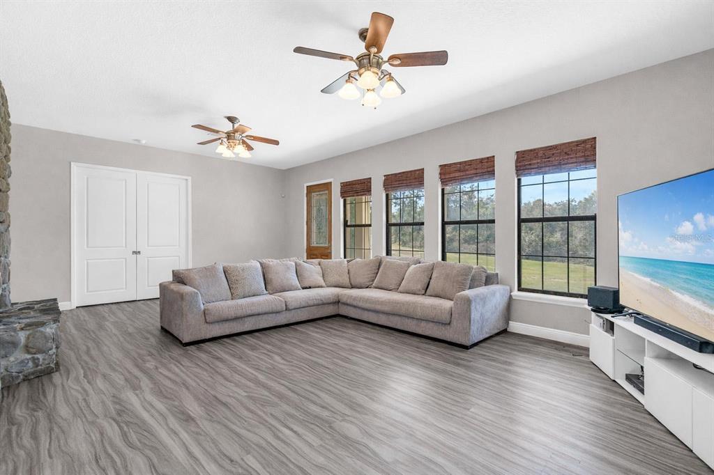 326 Enterprise Osteen Road Osteen, FL 32764 - Photo 14 of 34