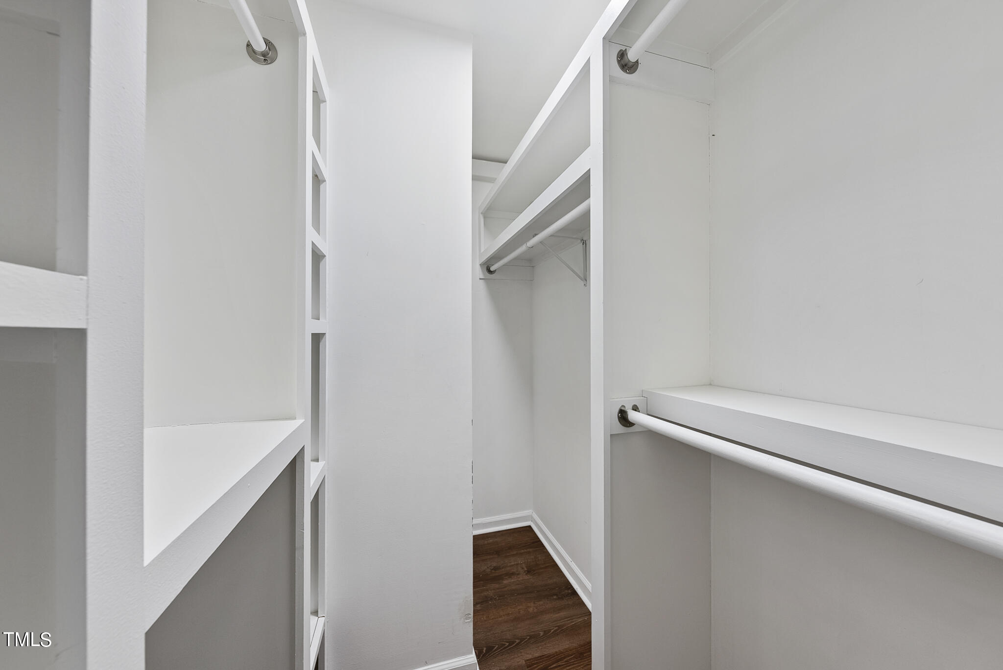 1309 Hillbrow Lane, Unit 103 Raleigh, NC 27615 - Photo 17 of 25 a bathroom with a bathtub