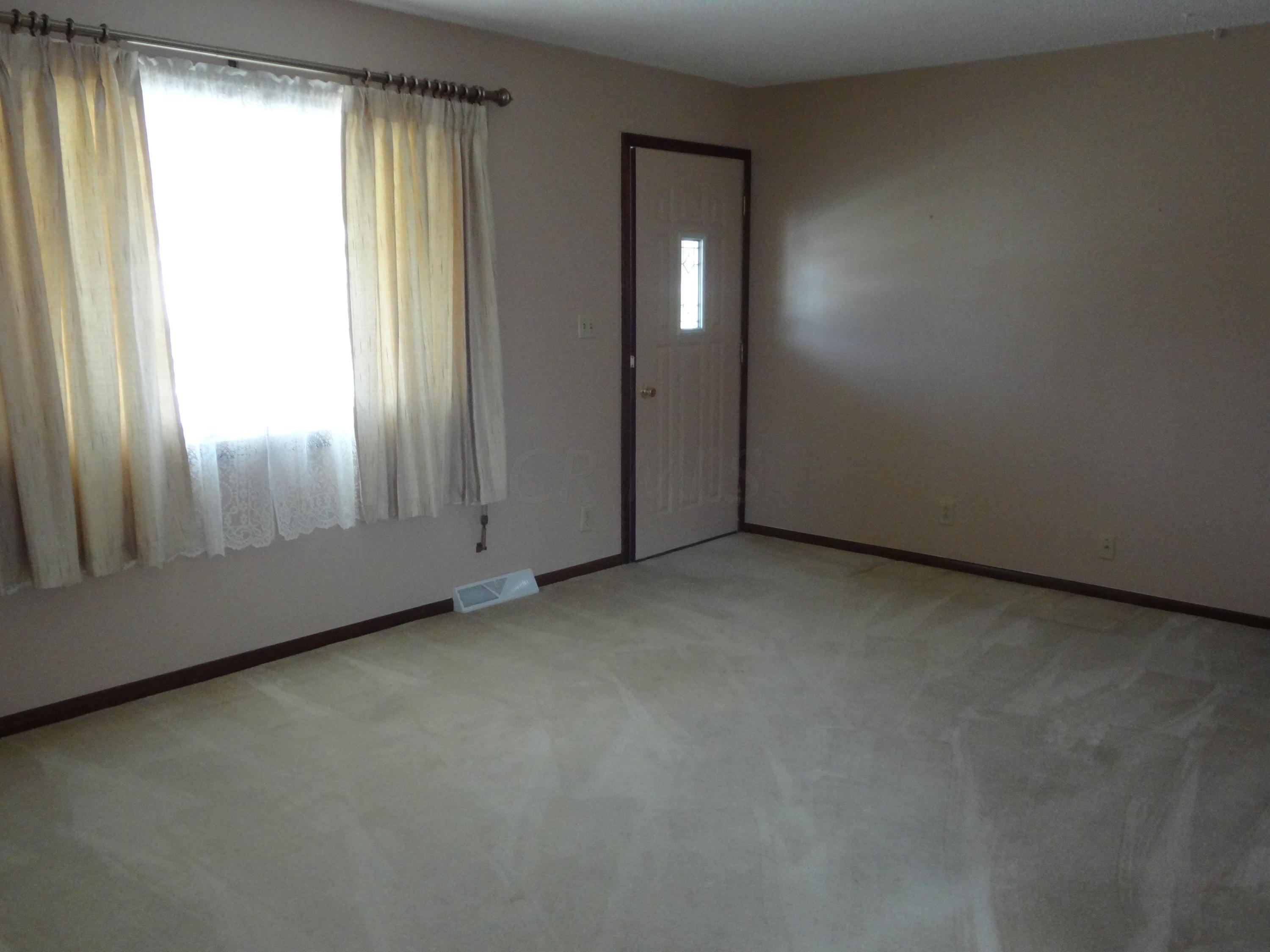 158 Putnam Road Heath, OH 43056 - Photo 6 of 23 Gallery Image 6