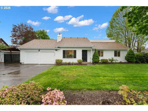 $729,900 | 24950 Airport Road Northeast, Aurora, OR 97002