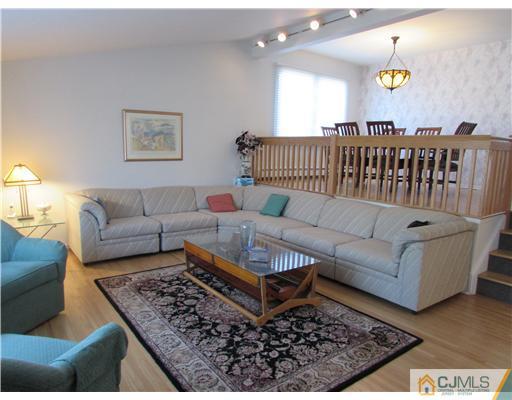 32 Buck Road East Brunswick, NJ 08816 - Photo 9 of 21 Gallery Image 9