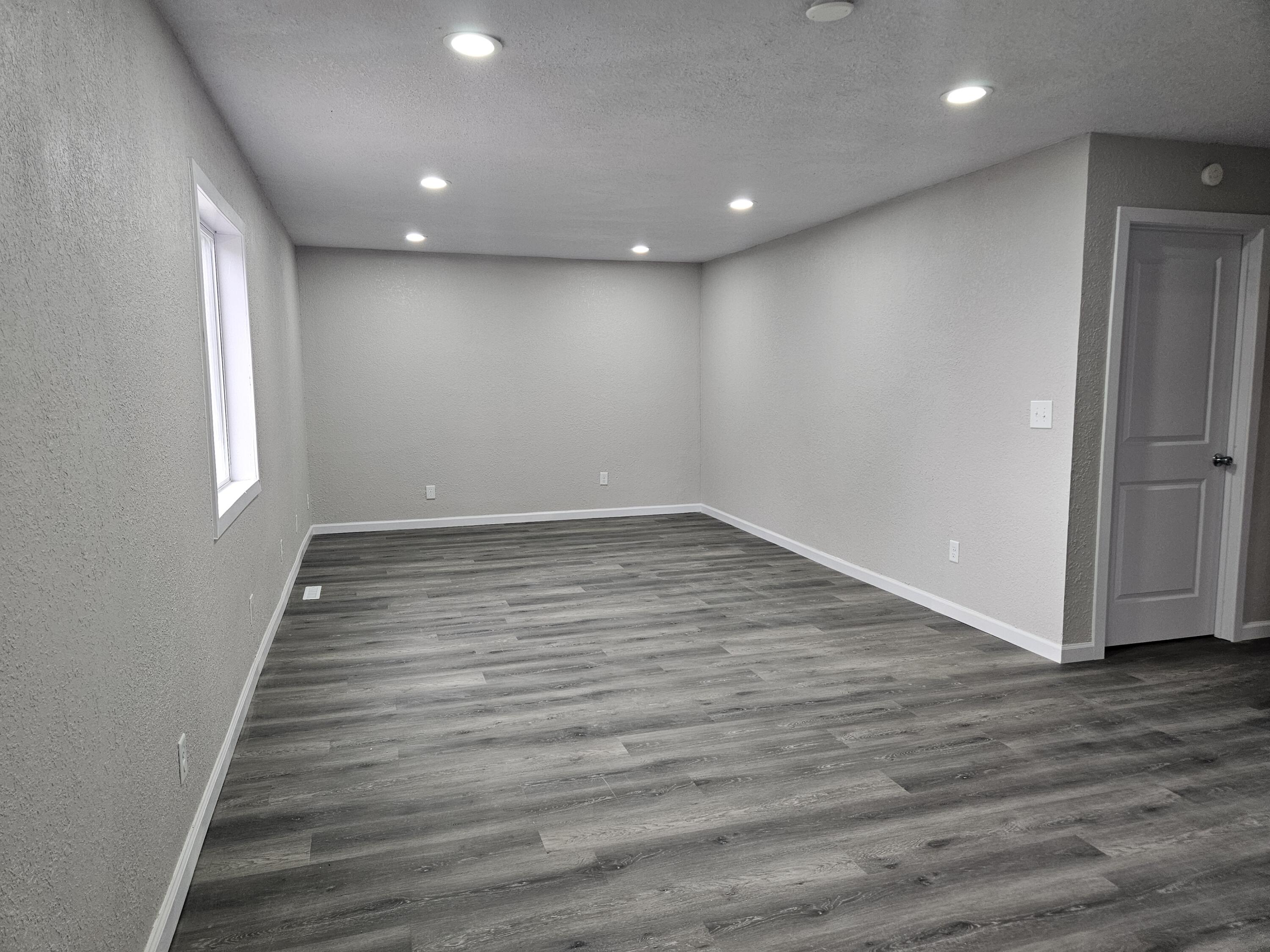 4070 Sharp Road Adrian, MI 49221 - Photo 3 of 17 20250811_172328