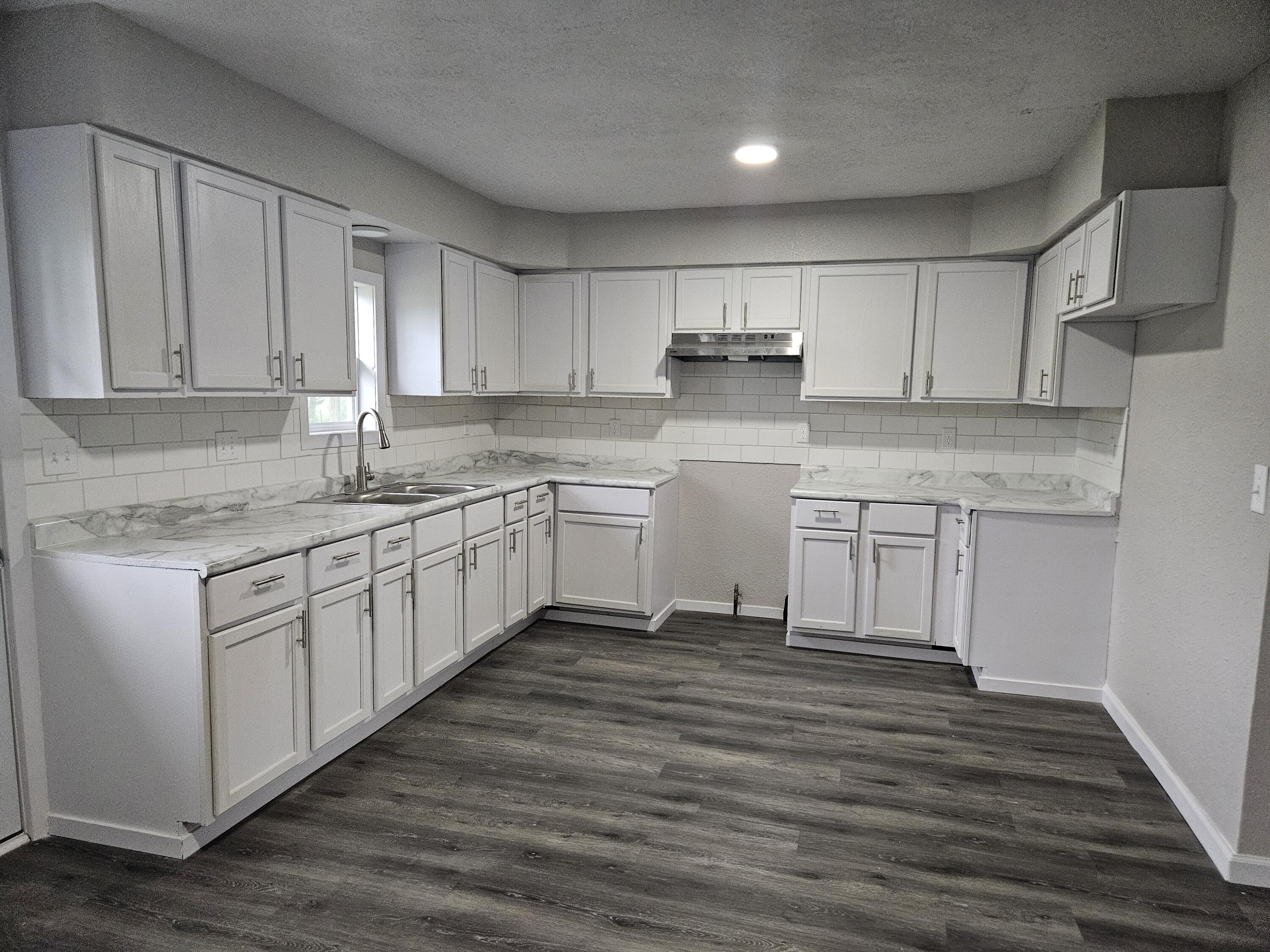 4070 Sharp Road Adrian, MI 49221 - Photo 4 of 17 20250811_172502