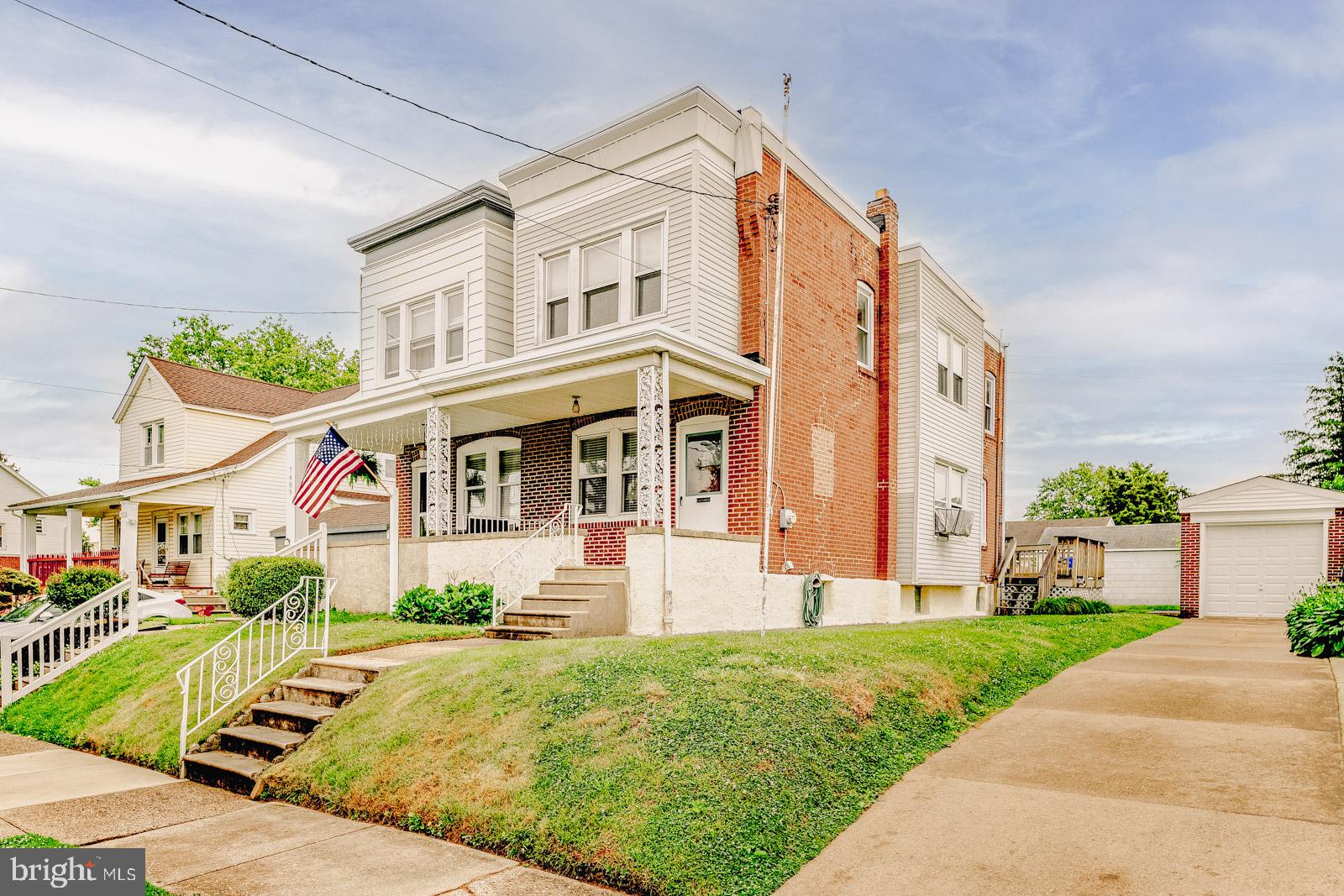 7407 Dungan Road Philadelphia, PA 19111 - Photo 3 of 42 Gallery Image 3