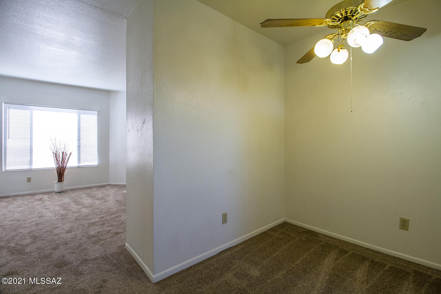 3690 North Country Club Road, Unit 1042 Tucson, AZ 85716 - Photo 30 of 33