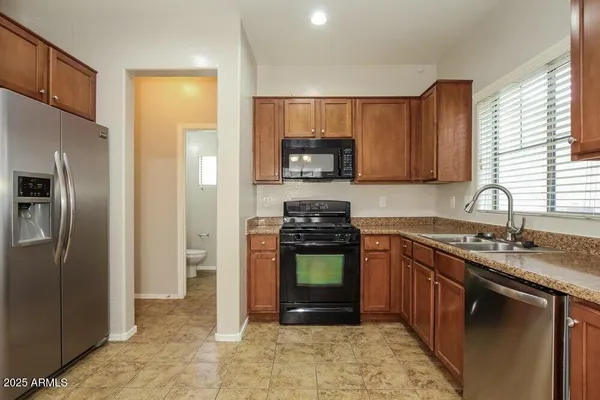 $1,950 | 10324 West Sands Drive, Unit LOT 475, Peoria, AZ 85383