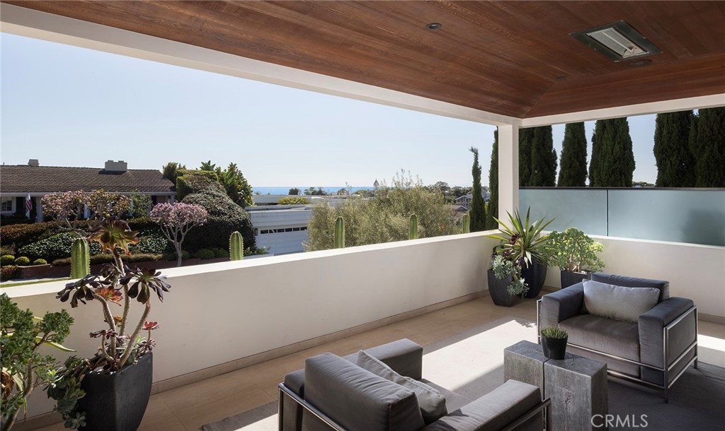 4512 Roxbury Road Corona del Mar, CA 92625 - Photo 23 of 51