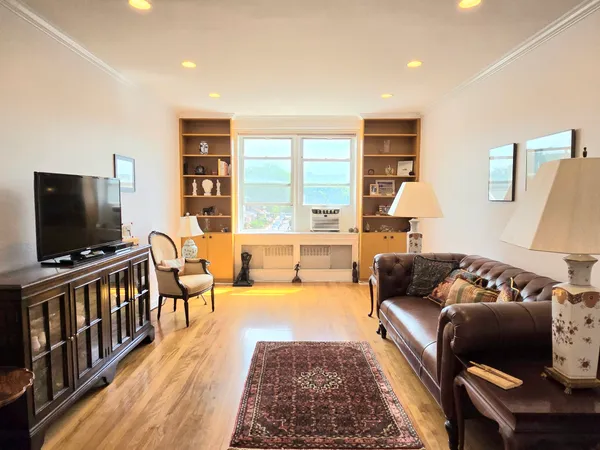 $385,000 | 9801 Shore Road, Unit 2F | Bay Ridge