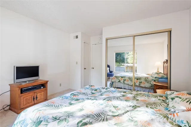 $599,999 | 3117 Terra Granada Drive, Unit 1, Walnut Creek, CA 94595