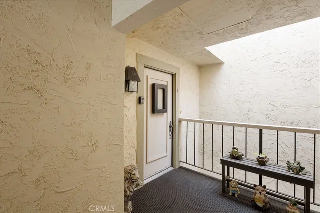 $599,999 | 3117 Terra Granada Drive, Unit 1, Walnut Creek, CA 94595