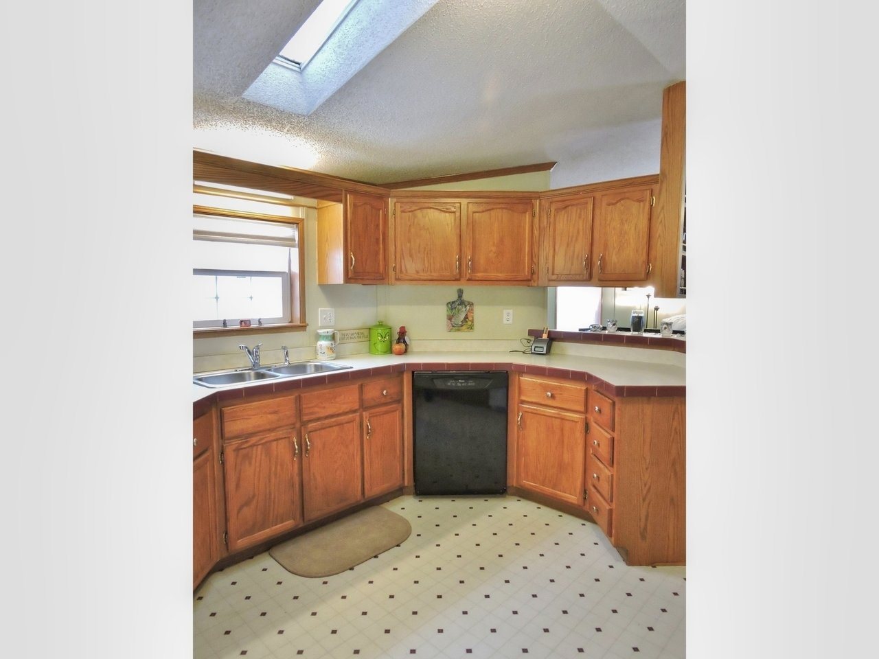 126 7th Street Colchester, VT 05446 - Photo 20 of 26 Gallery Image 20