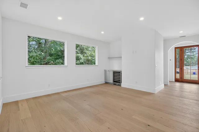 $4,500 | 779 Riverland Drive, Charleston, SC 29412