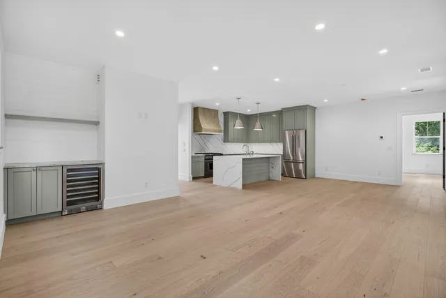 $4,500 | 779 Riverland Drive, Charleston, SC 29412