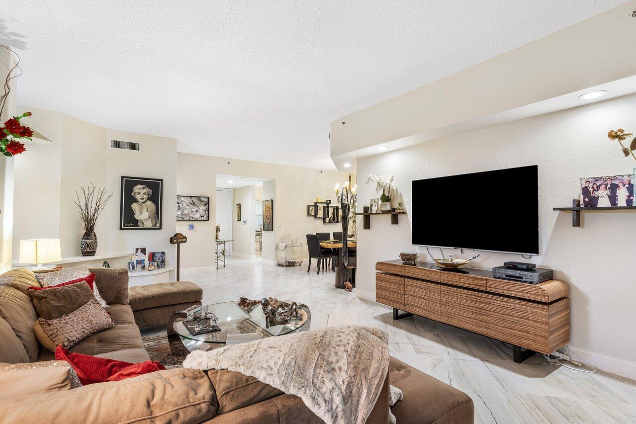 2464 Northwest 59th Street, Unit 1104 Boca Raton, FL 33496 - Photo 5 of 22 5