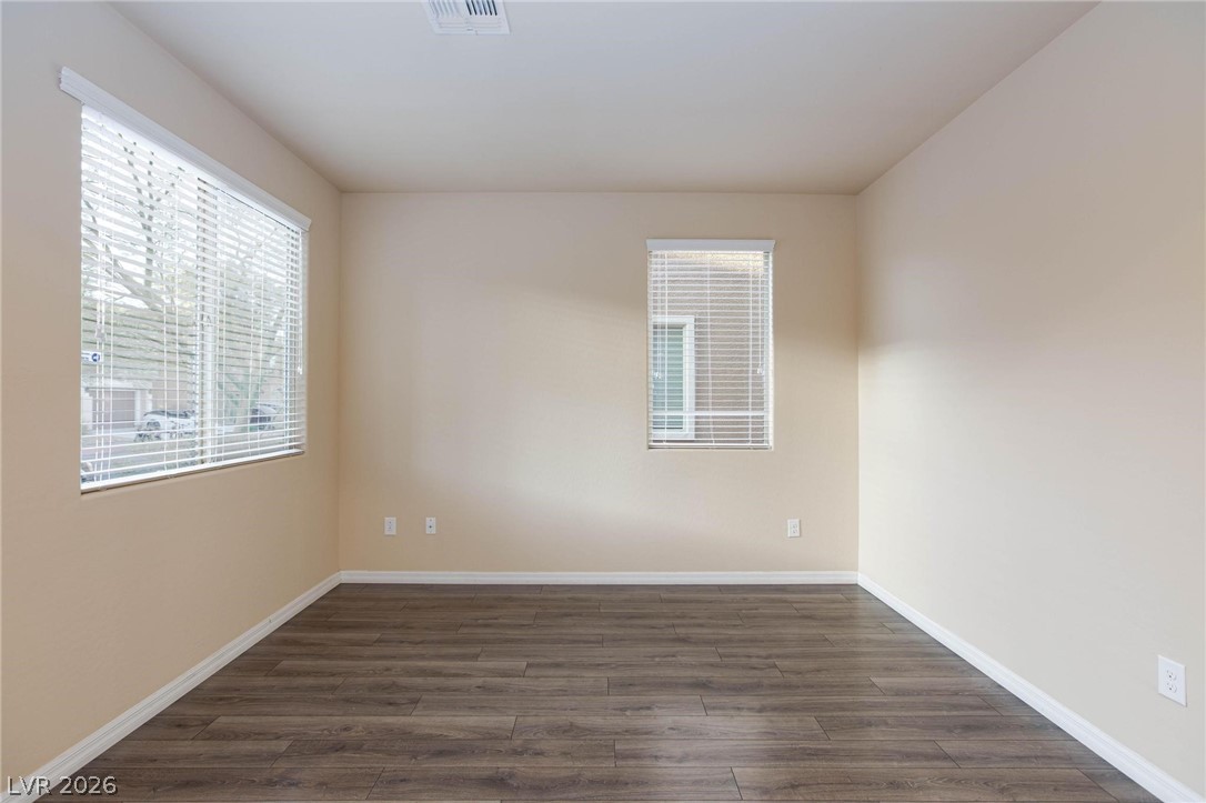 10956 Hunting Hawk Road Las Vegas, NV 89179 - Photo 10 of 57