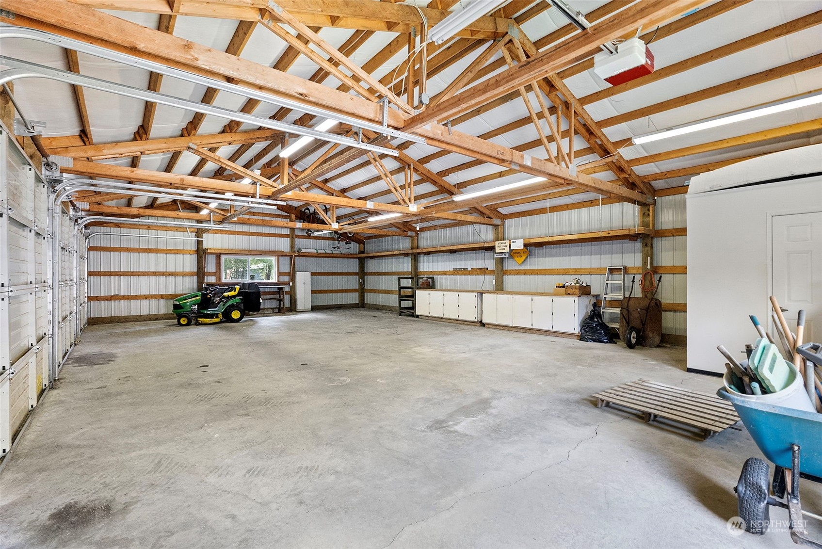 44223 Southeast Ernies Grove Road Snoqualmie, WA 98065 - Photo 18 of 21 a view of a room with gym equipment