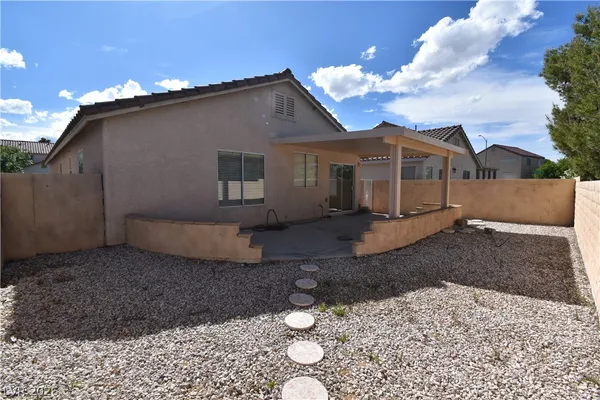 $1,895 | 7860 Nesting Pine Place, Las Vegas, NV 89143