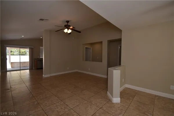 $1,895 | 7860 Nesting Pine Place, Las Vegas, NV 89143