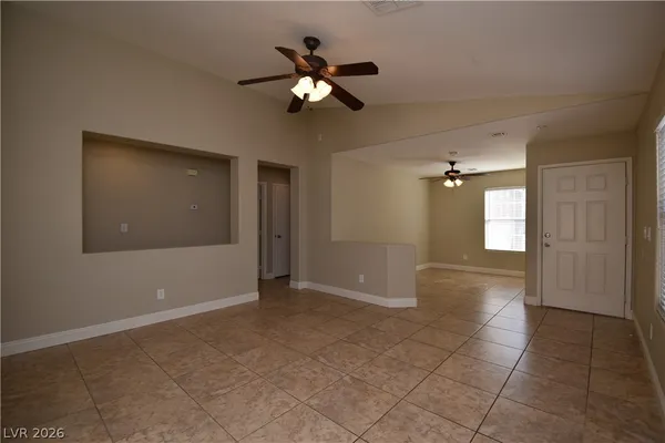 $1,895 | 7860 Nesting Pine Place, Las Vegas, NV 89143