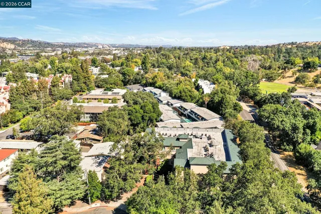 $3,400 | 1310 Creekside Drive, Unit 303, Walnut Creek, CA 94596
