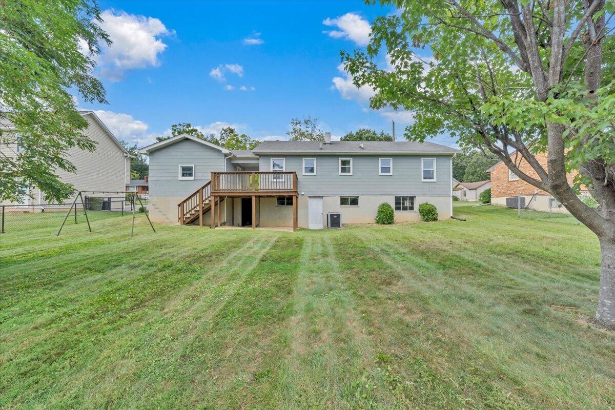 1913 Kiska Road Salem, VA 24153 - Photo 36 of 44 39-MIB02041