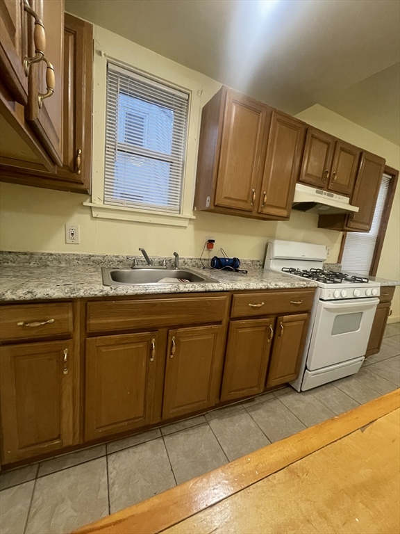 51 Timson Street, Unit 1 Lynn, MA 01902 - Photo 1 of 8