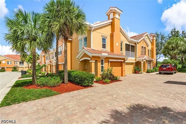 $2,100 | 1788 Concordia Lake Circle, Unit 2709, Cape Coral, FL 33909