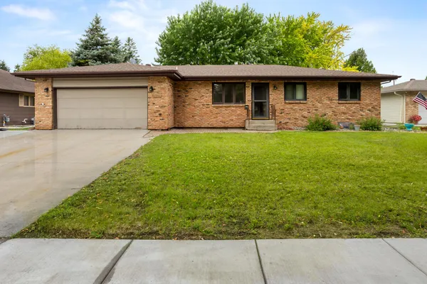$340,000 | 3715 Burritt Street South, Fargo, ND 58104